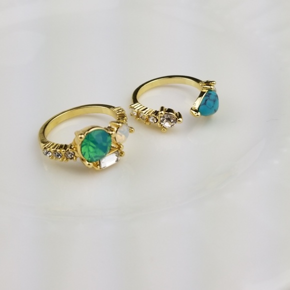 Jewelry - Crystal rings Size 6 $29